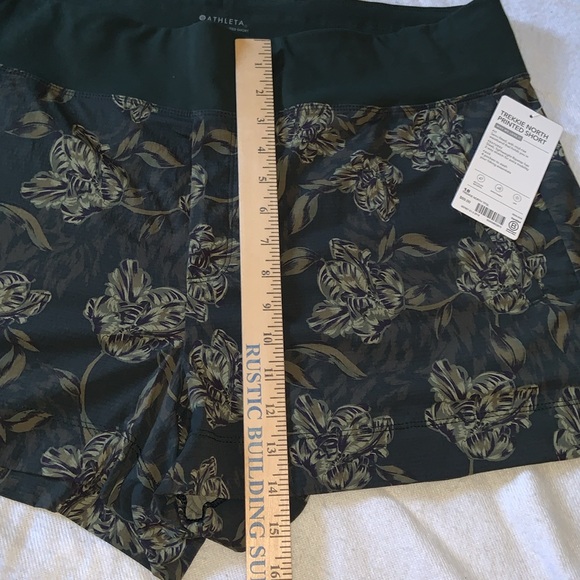 ATHLETA Trekkie North floral print shorts mid rise hiking athletic fabric green - Picture 6 of 13